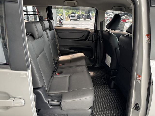 TOYOTA豐田 SIENTA  第18張相片