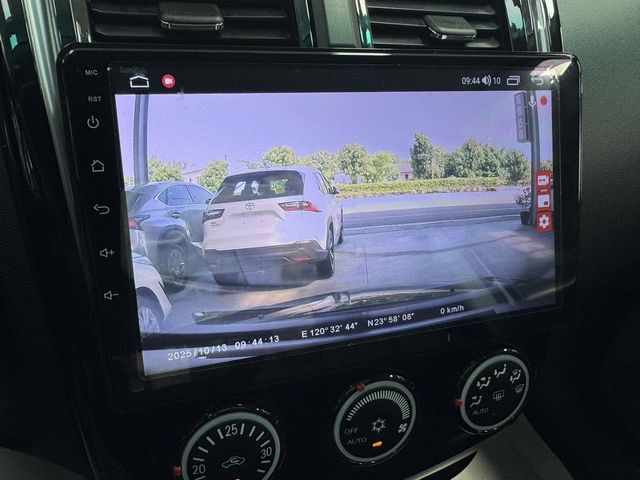 MITSUBISHI三菱 COLT PLUS  第8張相片