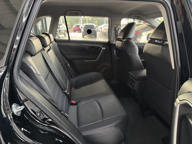 TOYOTA豐田 RAV4  第16張相片
