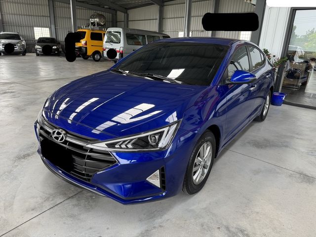HYUNDAI現代 ELANTRA  第1張相片