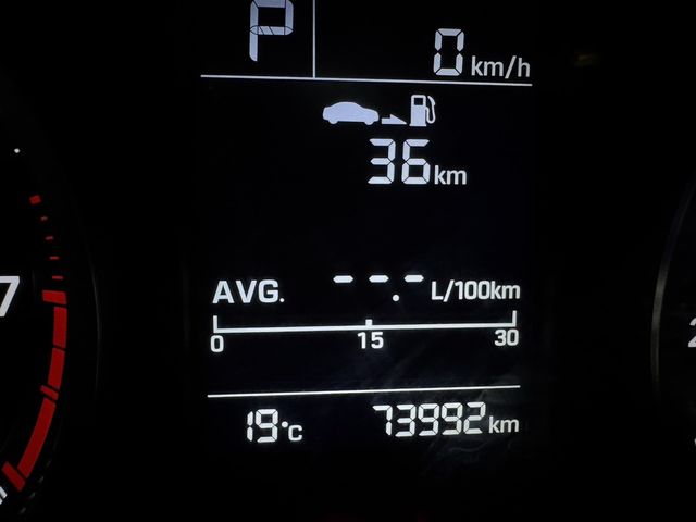 HYUNDAI現代 ELANTRA  第10張相片