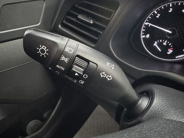 HYUNDAI現代 ELANTRA  第11張相片