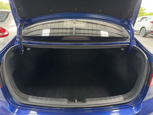 HYUNDAI現代 ELANTRA  第15張相片