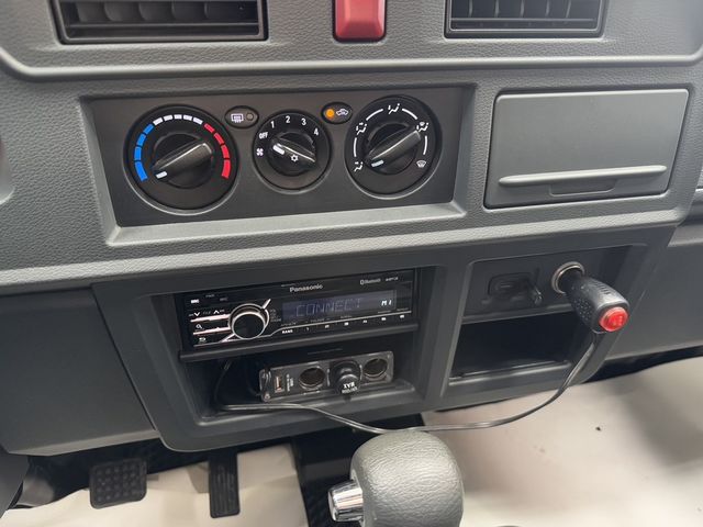 MITSUBISHI三菱 DELICA  第7張相片