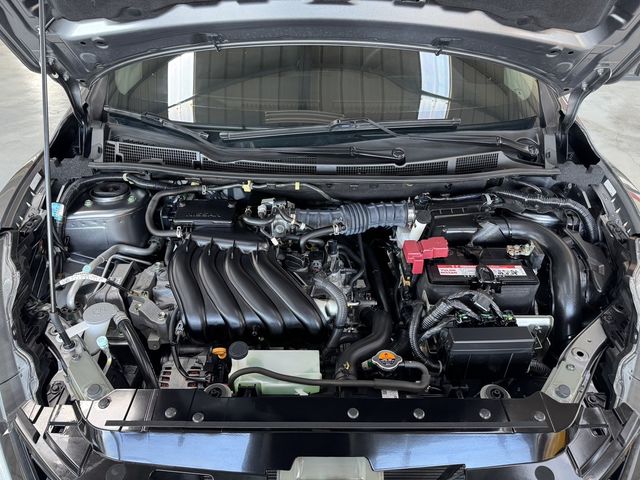 NISSAN日產 TIIDA  第13張相片