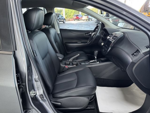 NISSAN日產 TIIDA  第19張相片