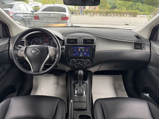 NISSAN日產 TIIDA  第4張相片