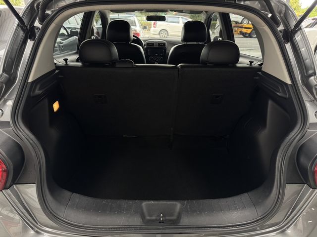 NISSAN日產 TIIDA  第14張相片