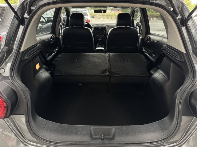 NISSAN日產 TIIDA  第15張相片