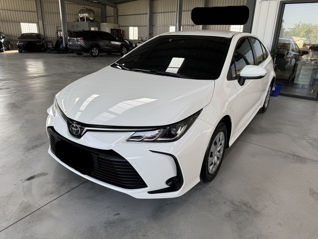 TOYOTA豐田 ALTIS  第1張相片