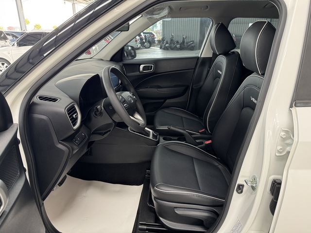HYUNDAI現代 VENUE  第2張相片