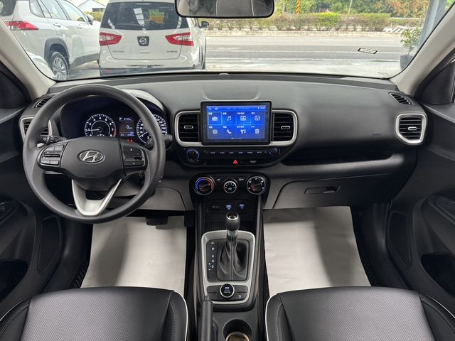 HYUNDAI現代 VENUE  第4張相片