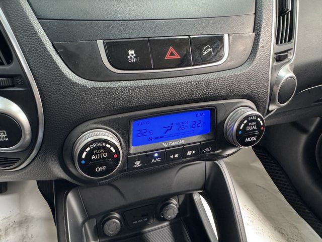 HYUNDAI現代 IX35  第8張相片