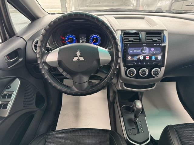 MITSUBISHI三菱 COLT PLUS  第5張相片