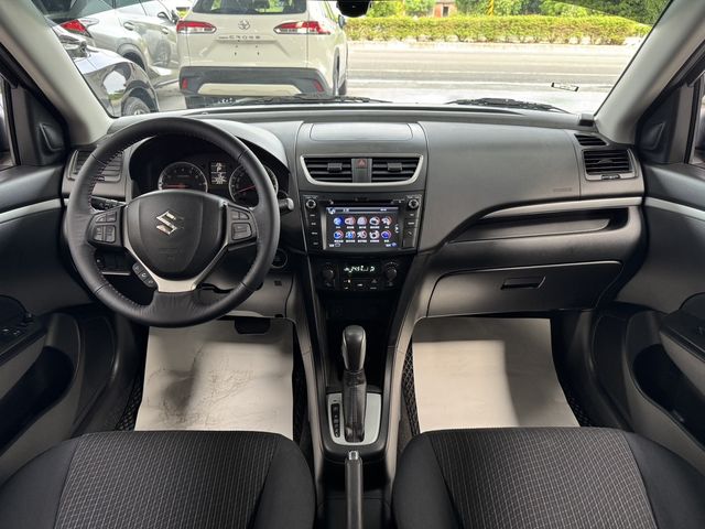 SUZUKI鈴木 SWIFT  第4張相片