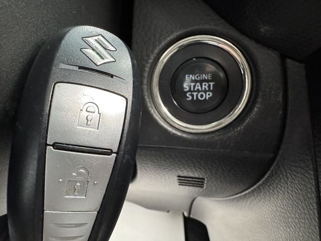 SUZUKI鈴木 SWIFT  第10張相片