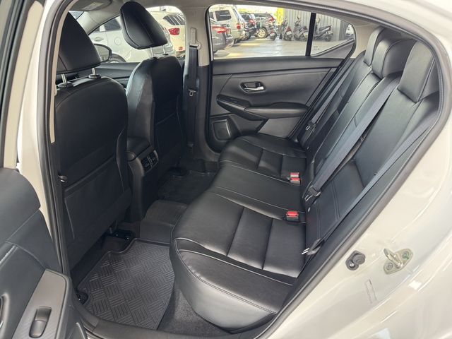 NISSAN日產 SENTRA  第3張相片