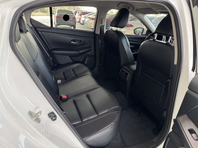 NISSAN日產 SENTRA  第17張相片