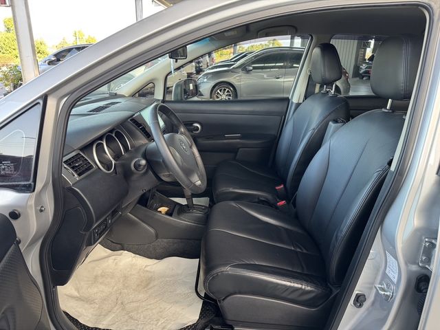 NISSAN日產 TIIDA  第2張相片