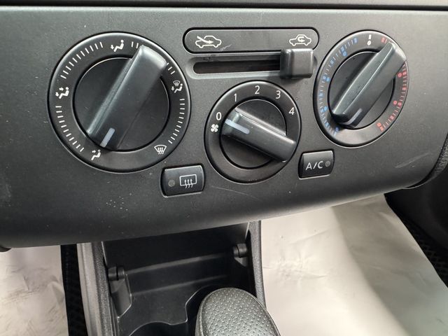 NISSAN日產 TIIDA  第9張相片