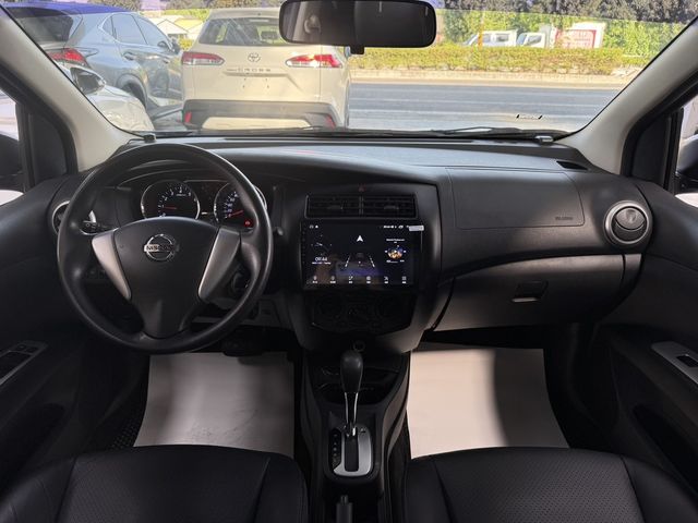 NISSAN日產 LIVINA  第4張相片