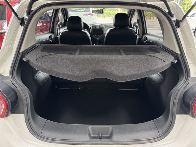 NISSAN日產 TIIDA  第17張相片