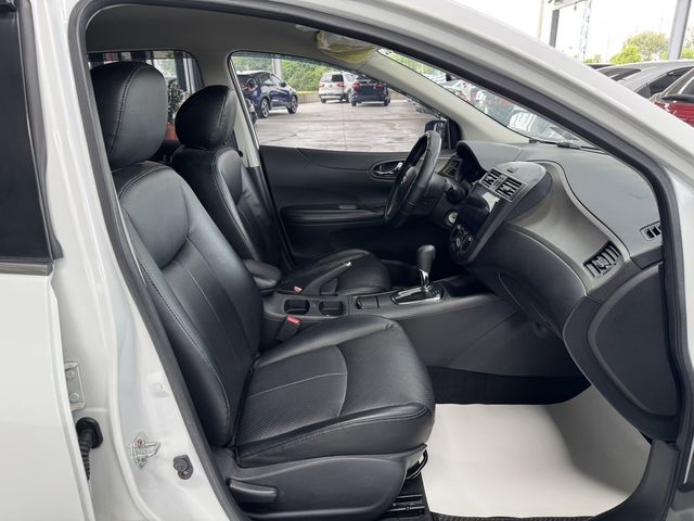 NISSAN日產 TIIDA  第20張相片