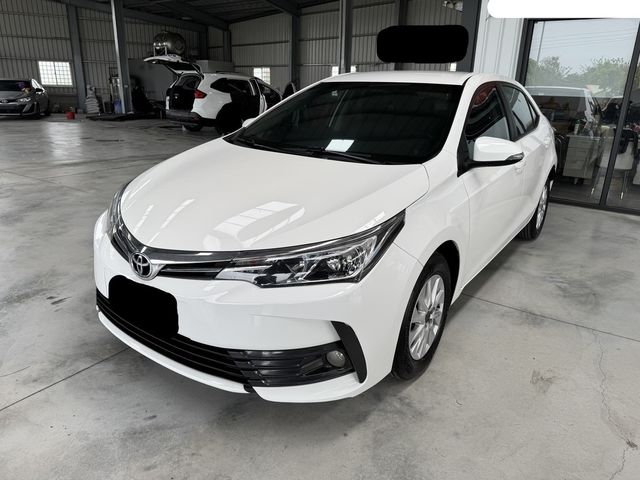 TOYOTA豐田 ALTIS  第1張相片