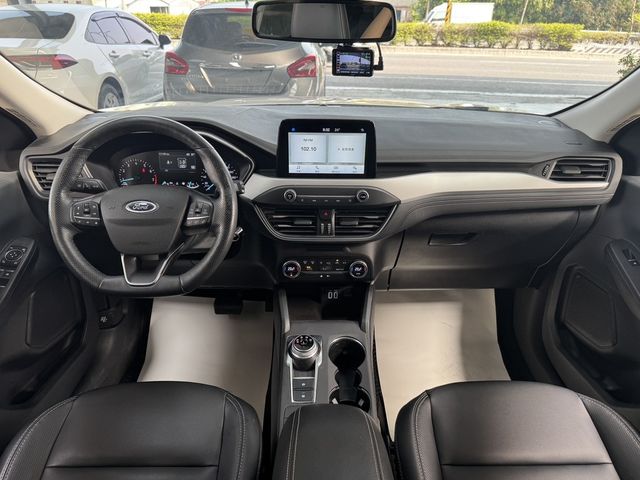 FORD福特 KUGA  第4張相片