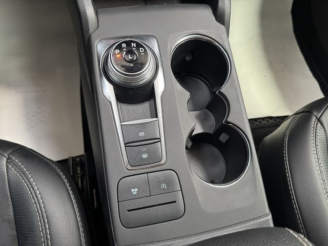 FORD福特 KUGA  第8張相片