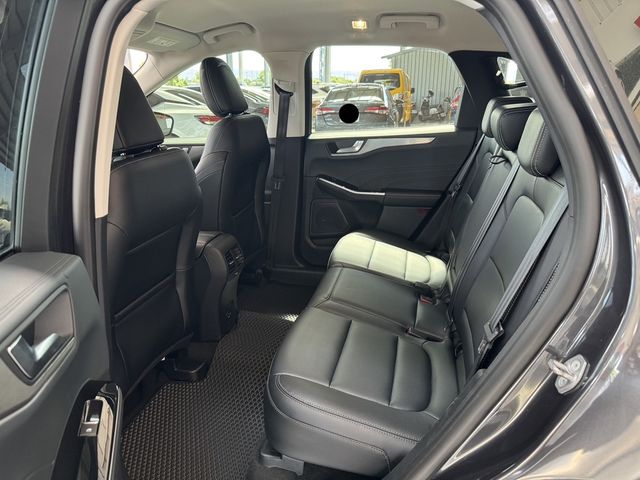 FORD福特 KUGA  第3張相片