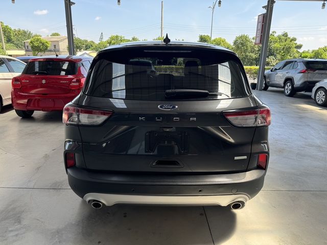 FORD福特 KUGA  第14張相片