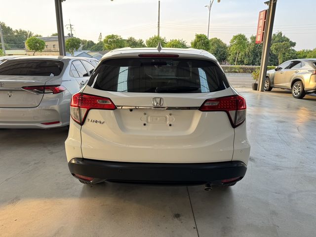 HONDA本田 HR-V  第15張相片