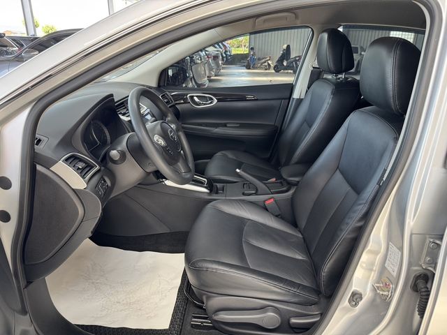 NISSAN日產 SENTRA  第2張相片