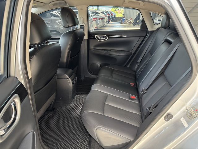 NISSAN日產 SENTRA  第3張相片