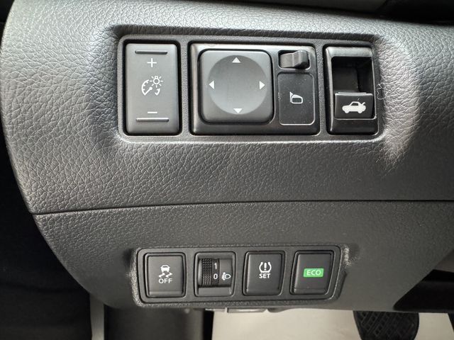 NISSAN日產 SENTRA  第13張相片