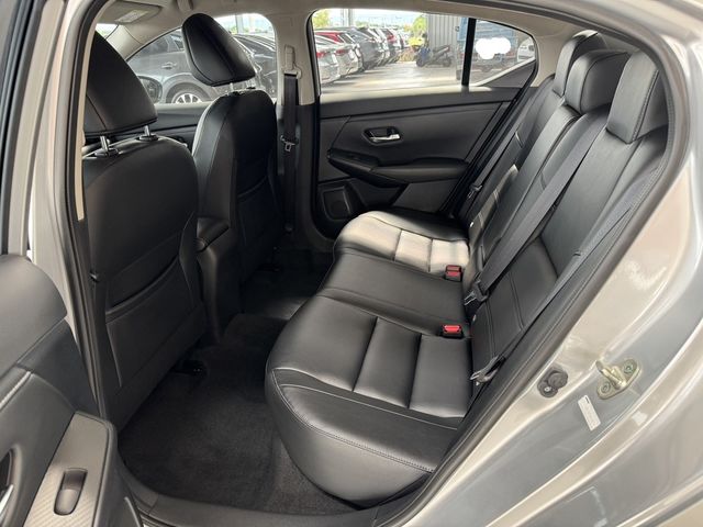 NISSAN日產 SENTRA  第3張相片