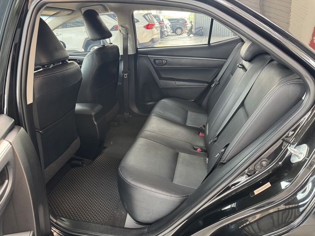 TOYOTA豐田 ALTIS  第3張相片