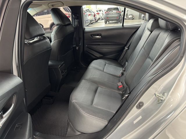 TOYOTA豐田 ALTIS  第3張相片
