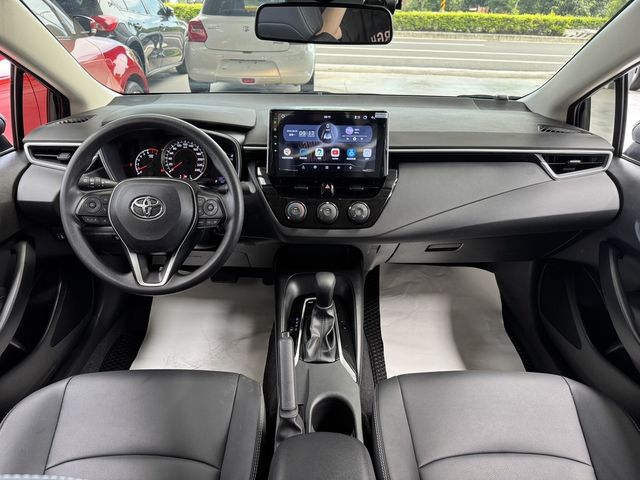 TOYOTA豐田 ALTIS  第4張相片