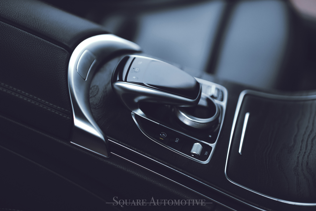 2016 Mercedes-Benz W205 C300  第6張相片