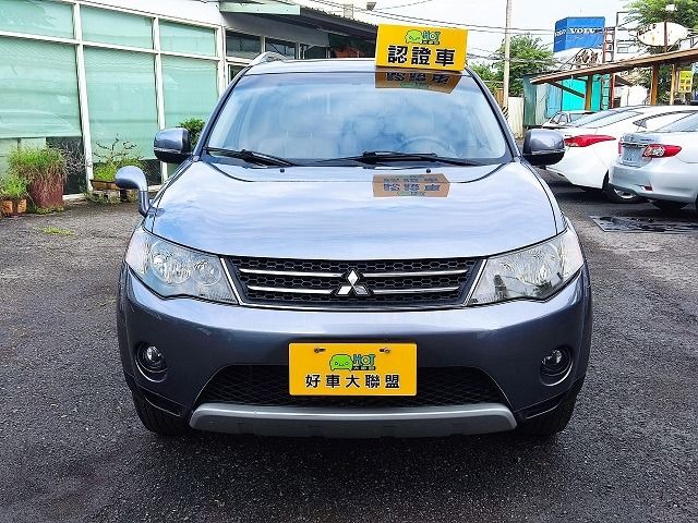 MITSUBISHI三菱 OUTLANDER  第3張相片