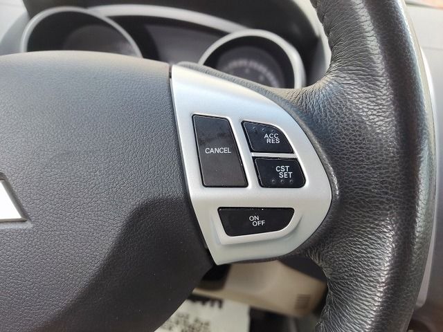 MITSUBISHI三菱 OUTLANDER  第10張相片