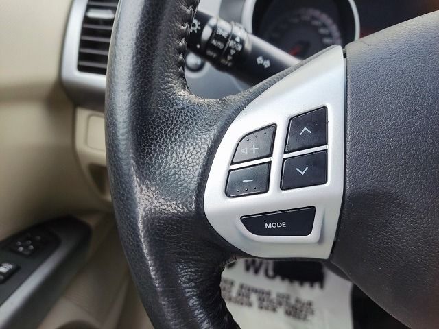 MITSUBISHI三菱 OUTLANDER  第11張相片