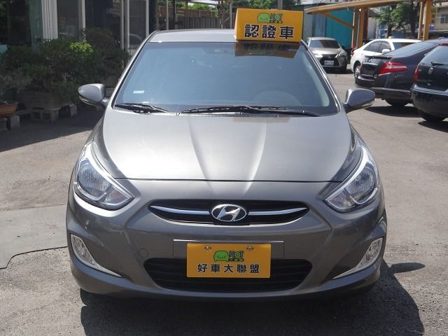 HYUNDAI現代 VERNA  第3張相片