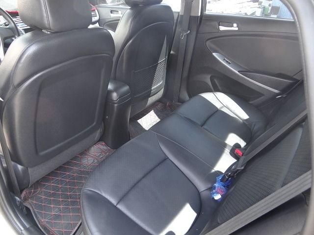 HYUNDAI現代 VERNA  第8張相片