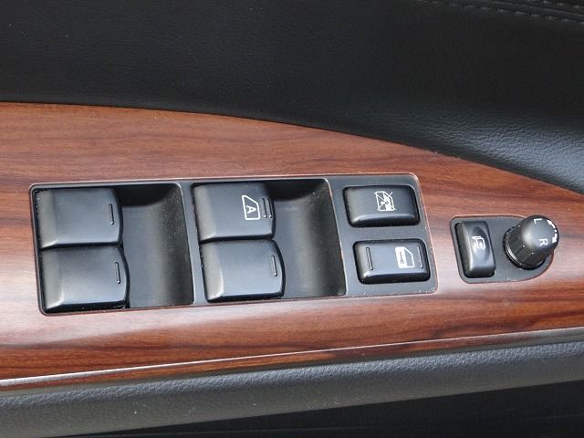 NISSAN日產 TEANA  第14張相片