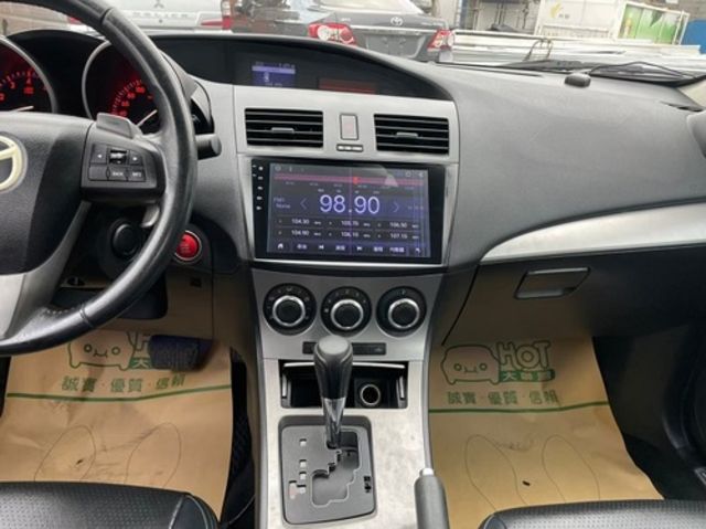 MAZDA馬自達 MAZDA 3  第11張相片