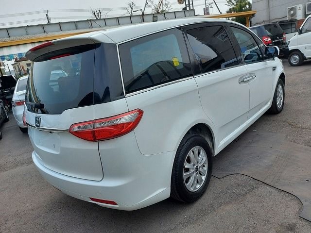 LUXGEN納智捷 M7 TURBO  第2張相片