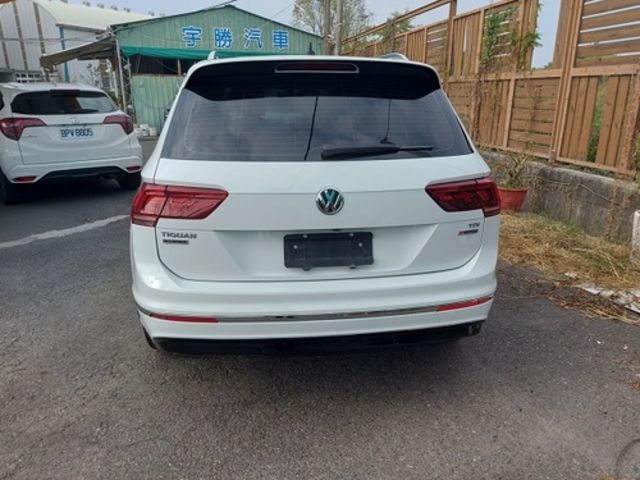 VOLKSWAGEN福斯 TIGUAN  第4張相片